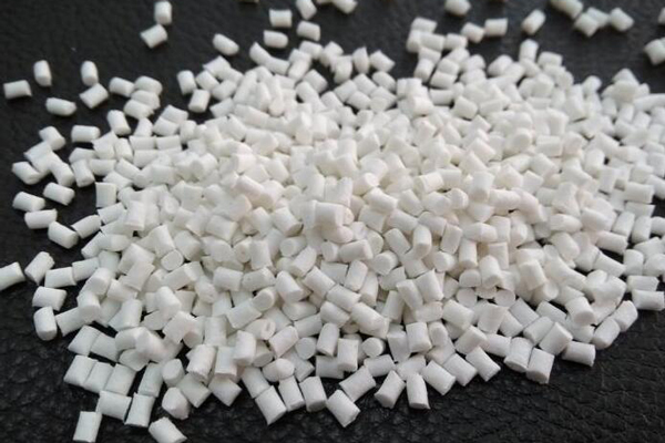 利用鹵素水分儀測定PBT材料水分含量解決方案